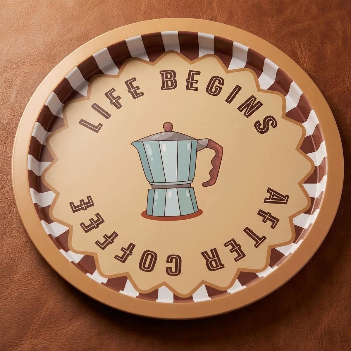 Life Begins After Coffee Moka Pot Desenli Yuvarlak Metal Servis Tepsisi - Ø315 mm — Tepsiler — görsel 2 / 5 — Tinbox
