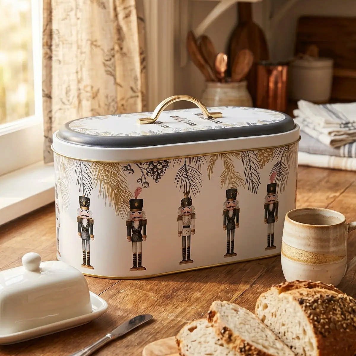 Golden March Oval Metal Ekmek Kutusu - 7 Litre / 17,8 x 33,8 x 15,2 cm — Ekmeklik — görsel 3 / 5 — Tinbox