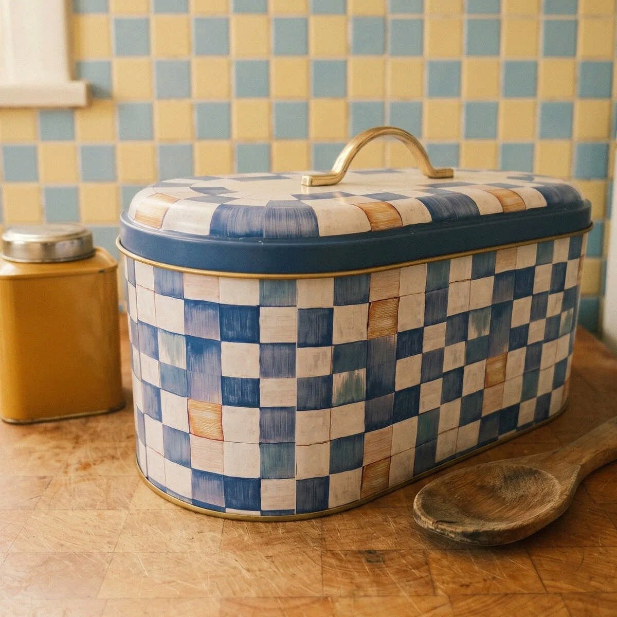 Blue Checkers Oval Metal Ekmek Kutusu - 7 Litre / 17,8 x 33,8 x 15,2 cm — Ekmeklik — görsel 5 / 5 — Tinbox