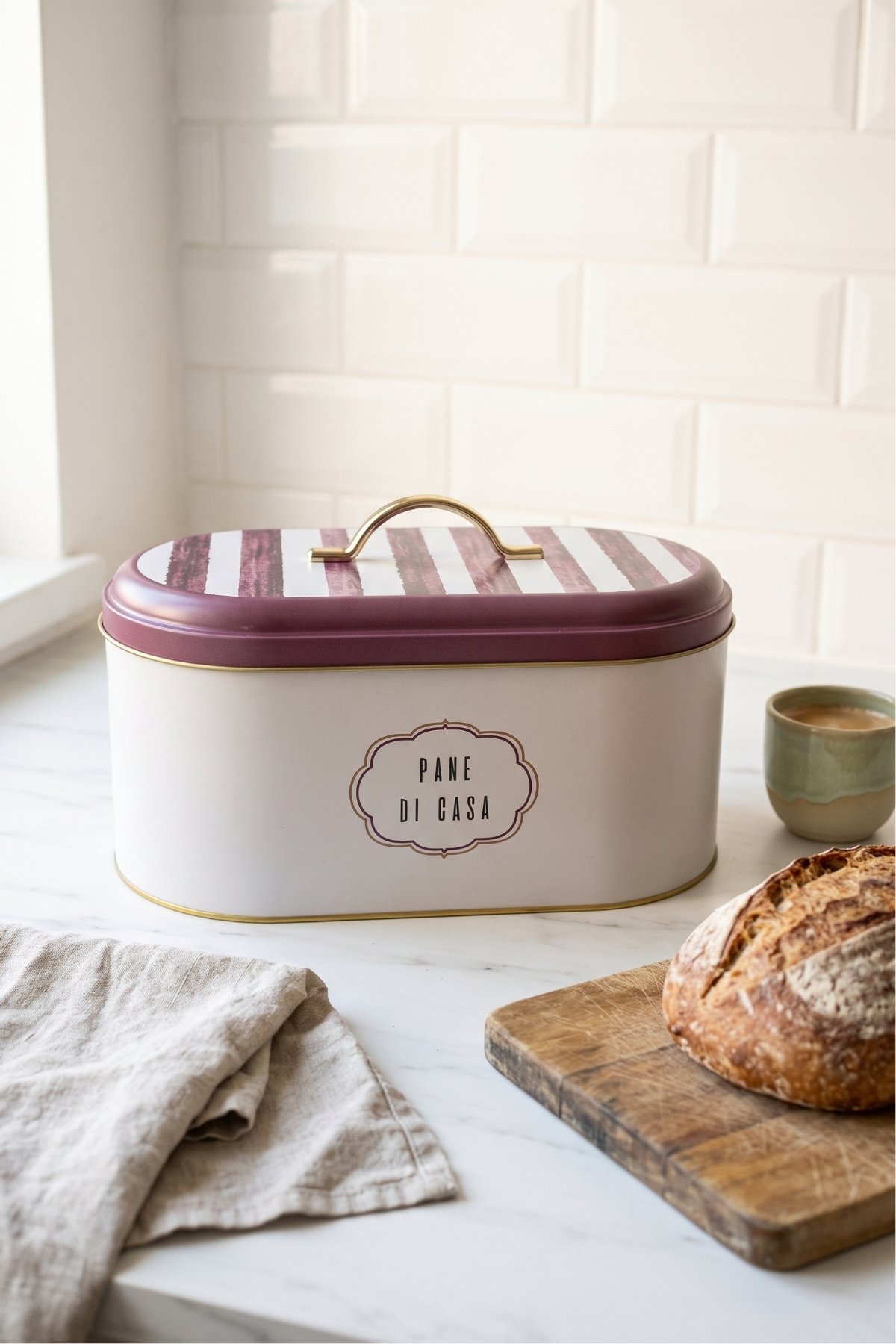 Oval Metal Ekmek Kutusu 7 Litre, 17.8 x 33.8 x 15.2 cm — Damson — Ekmeklik — Tinbox