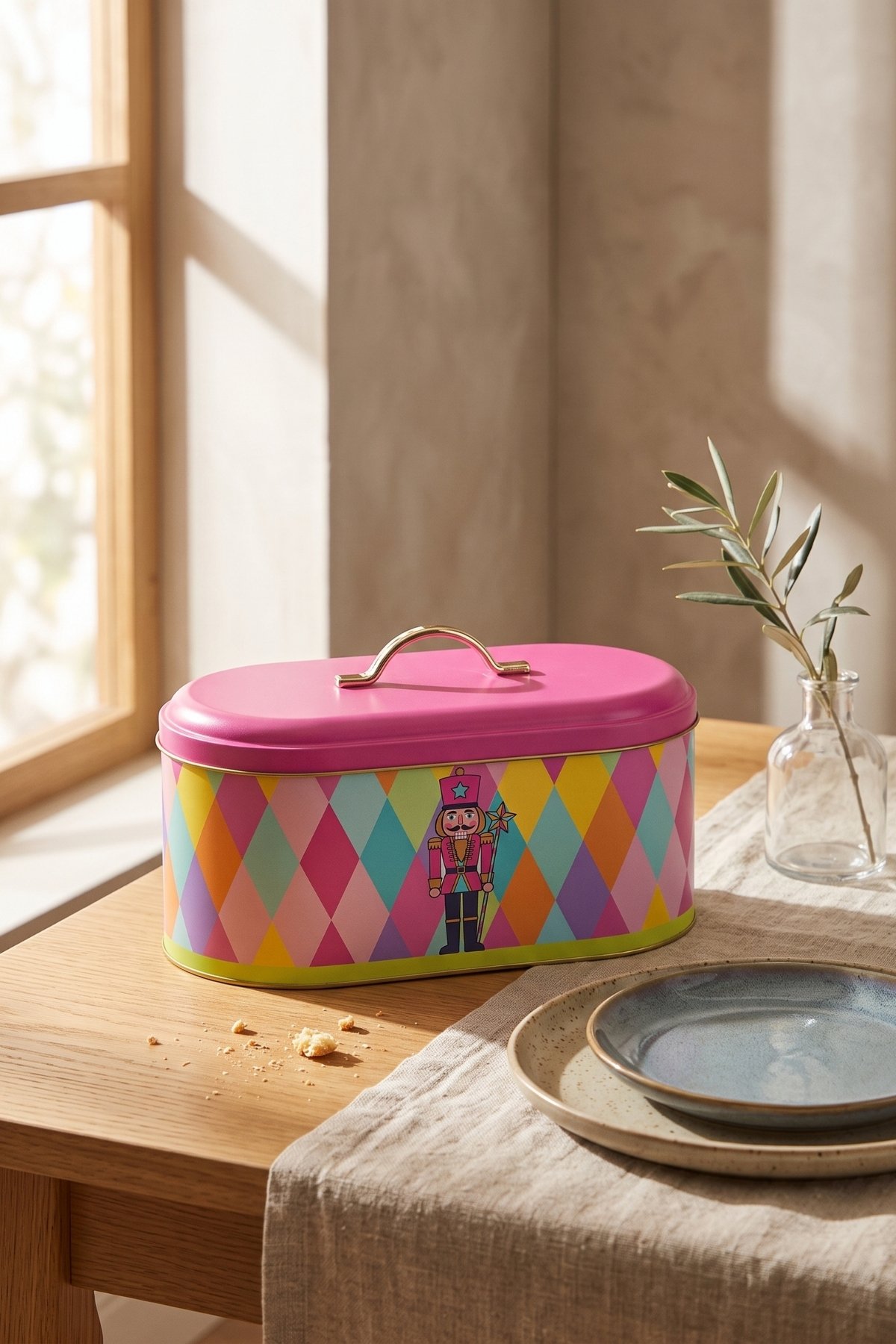 Oval Metal Ekmek Kutusu 7 Litre, 17.8 x 33.8 x 15.2 cm — Neon Nutcracker — Bread Boxes — view 2 of 3 — Tinbox