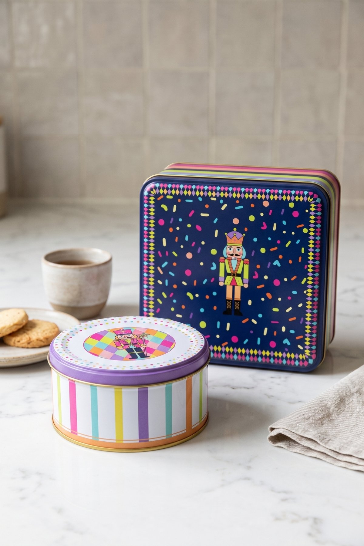 Kare&Silindir Saklama Kabı 2li Set/Neon Nutcracker — Kutu Setleri — görsel 2 / 3 — Tinbox
