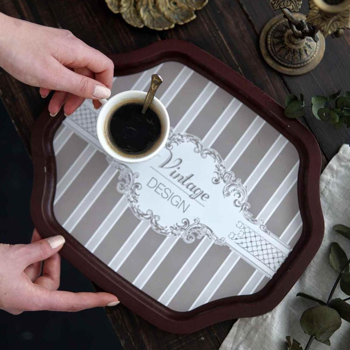 Kavisli dalgalı kenarlı tepsi 278x332 mm Elegance — Tepsiler — görsel 4 / 4 — Tinbox