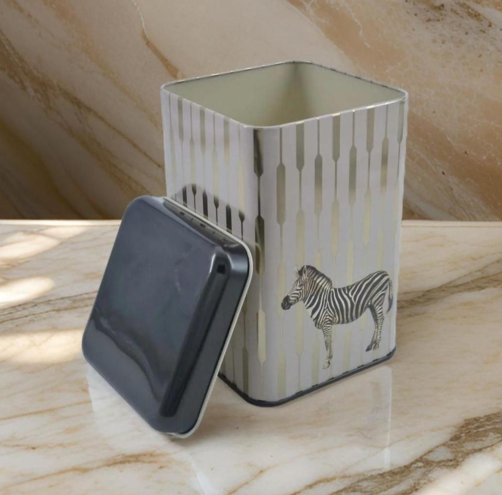 105x105x160 mm Kare Teneke Kutu 1.7 L Sürgülü Kapaklı Safari Zebra Desenli — Kare Kutular — görsel 5 / 5 — Tinbox