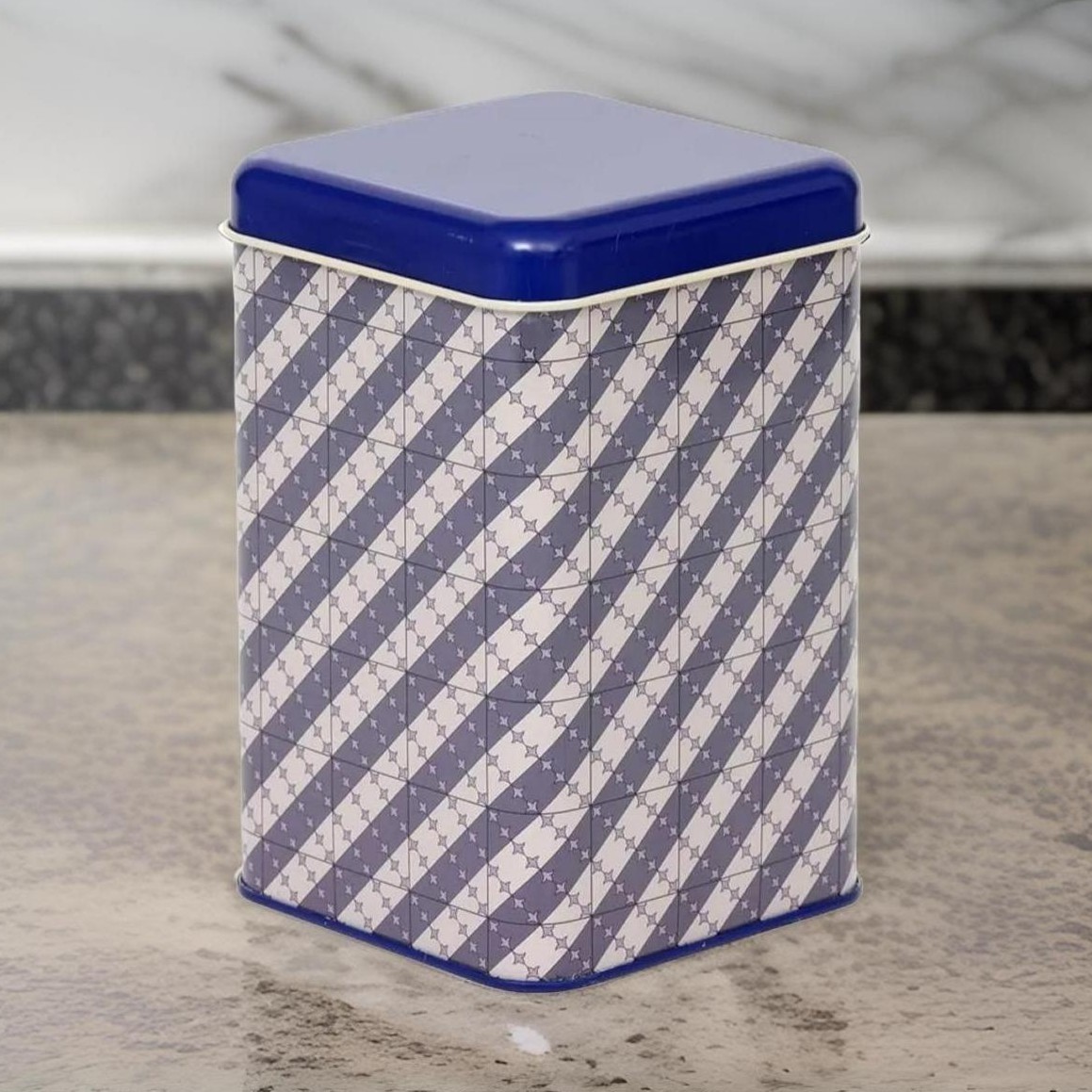 105x105x160 mm Kare Teneke Kutu 1.7 L Sürgülü Kapaklı Mor Ekose Çizgili — Kare Kutular — görsel 2 / 2 — Tinbox