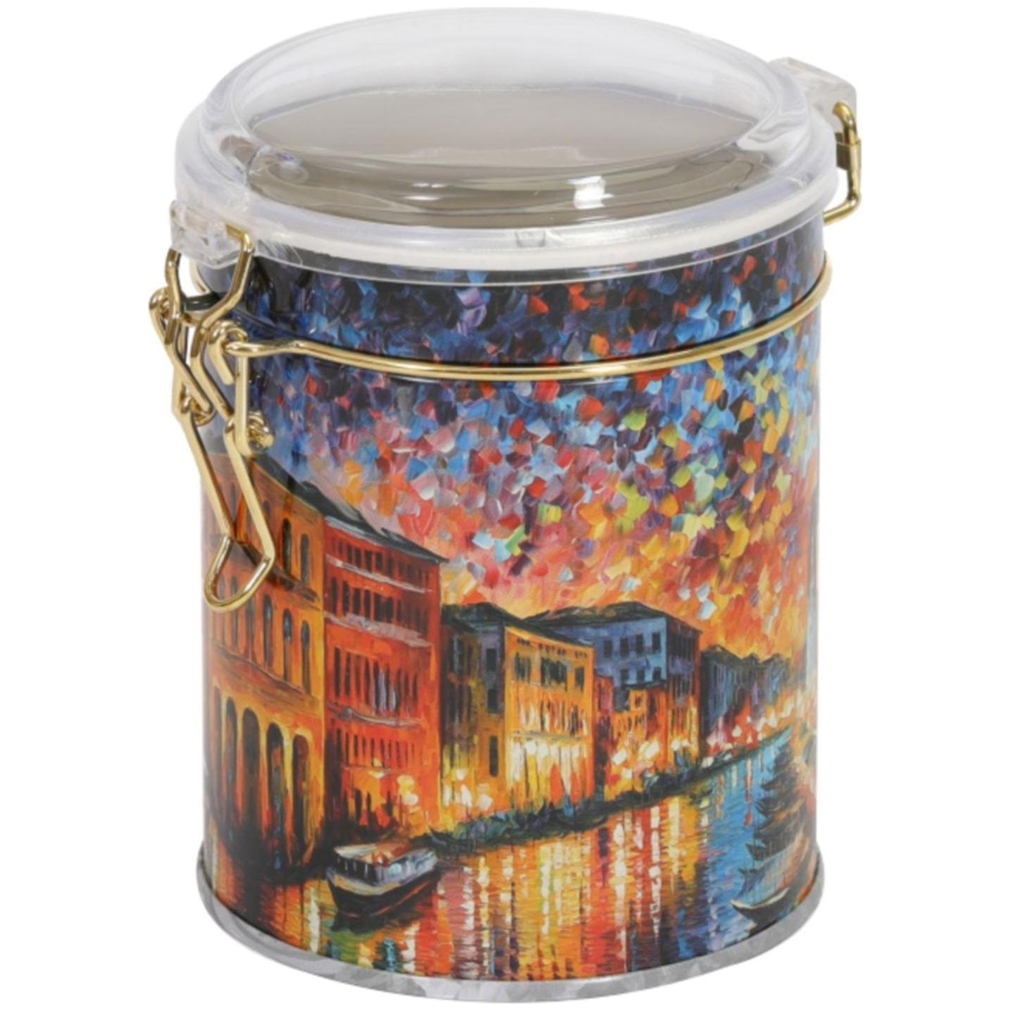 Ø90x110 mm Yuvarlak Teneke Kutu 0.6L Tel Tokalı ve Şeffaf Kapaklı Afremov River — Yuvarlak Kutular — görsel 3 / 4 — Tinbox