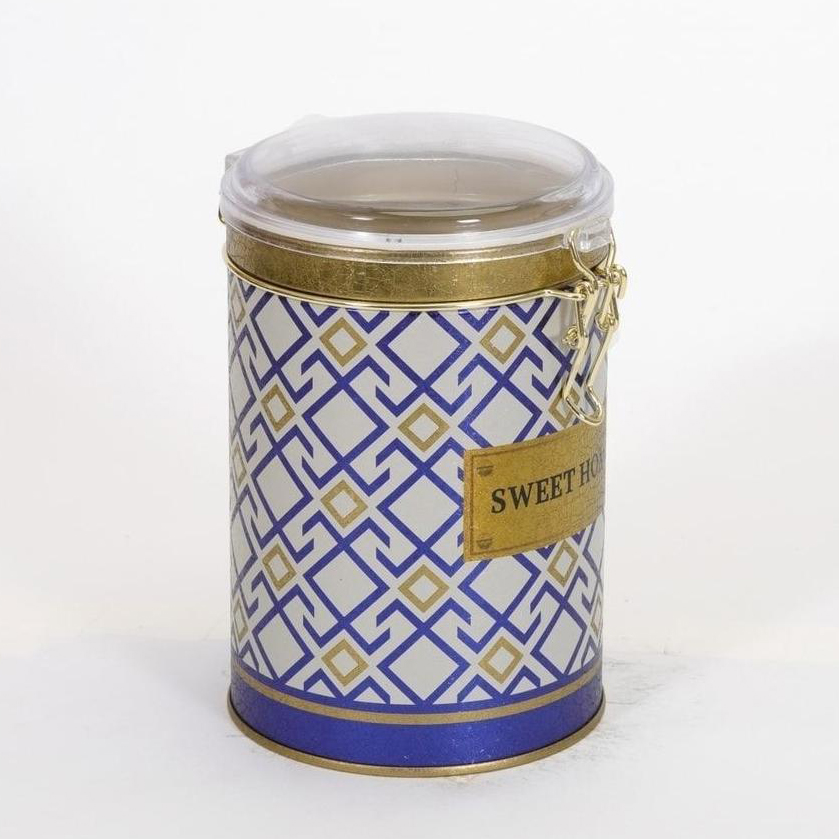 Ø105x130 mm Yuvarlak Teneke Kutu 1L Tel Toka ve Şeffaf Kapak Dikişsiz Desen Tasarımı Geometrik Çizgiler Kırmızı Arka Plan …