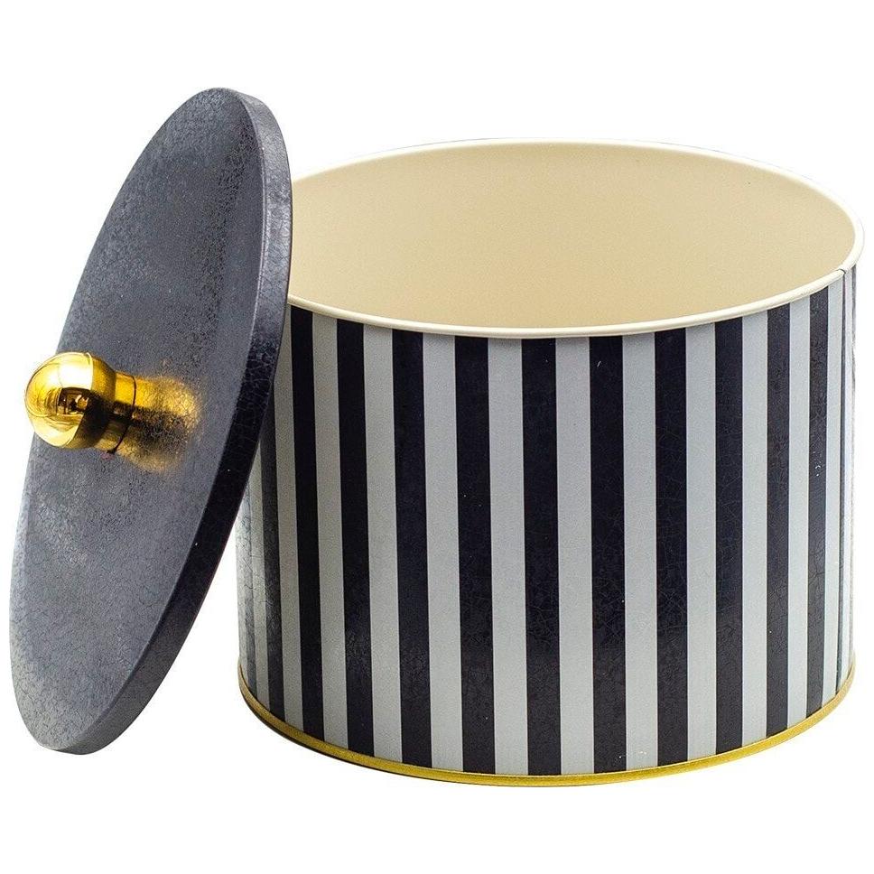 Ø175x130 mm Metal Yuvarlak Saklama Kabı 2,9 L Siyah Beyaz Çizgili Desenli, Kulplu — Yuvarlak Kutular — görsel 2 / 4 — Tinbox
