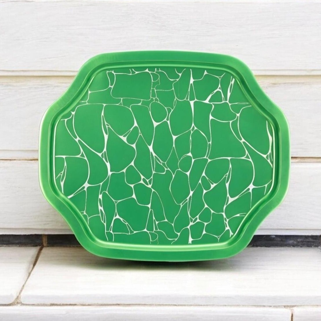 Curved wavy edge Tray 285x400 mm White pattern green background — Trays — view 5 of 5 — Tinbox