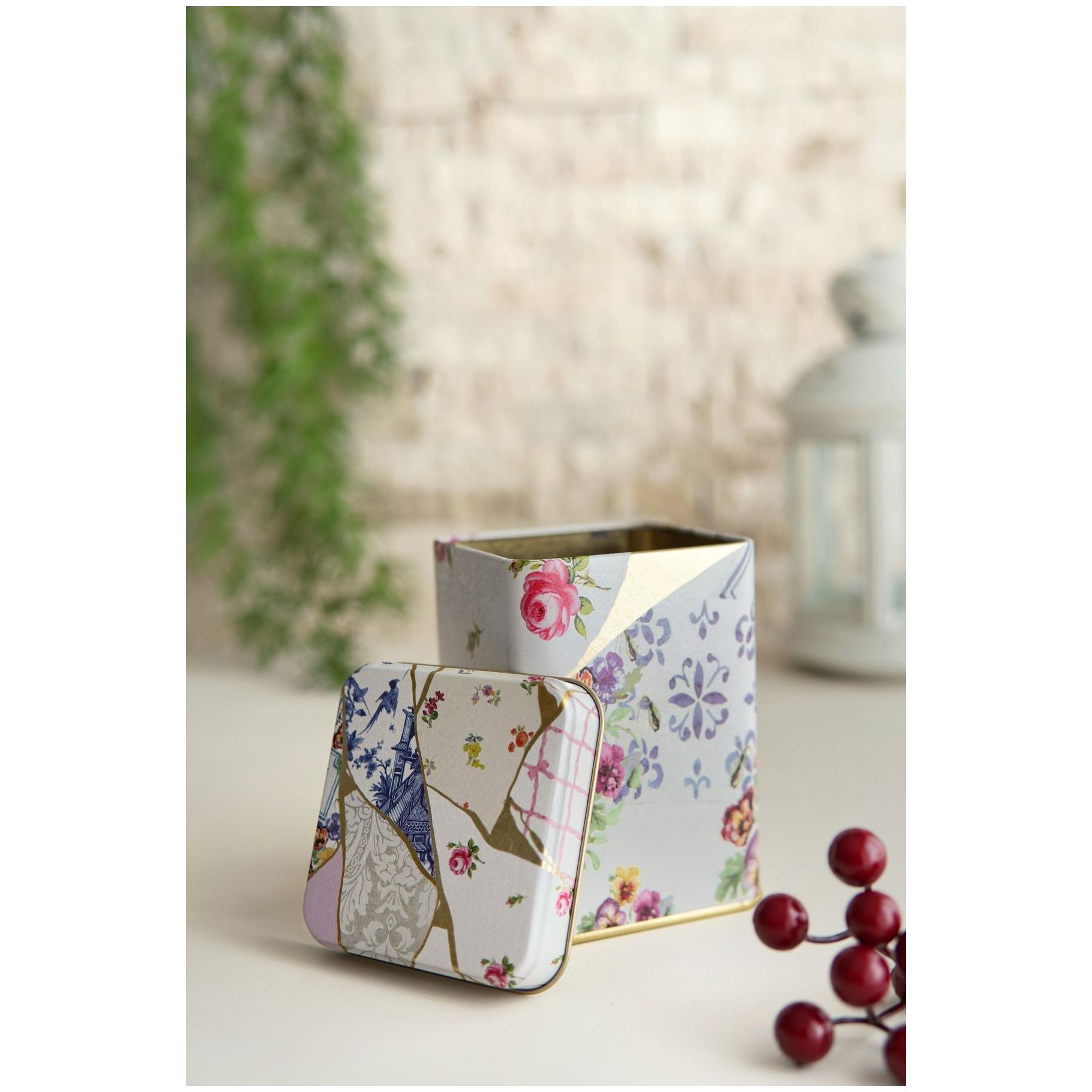 90x90x125 mm Kare Metal Teneke Kutu 1L Sürgülü Kapaklı Kintsugi Altın Damarlı Çiçek Desenli — Kare Kutular — görsel 2 / 2 …
