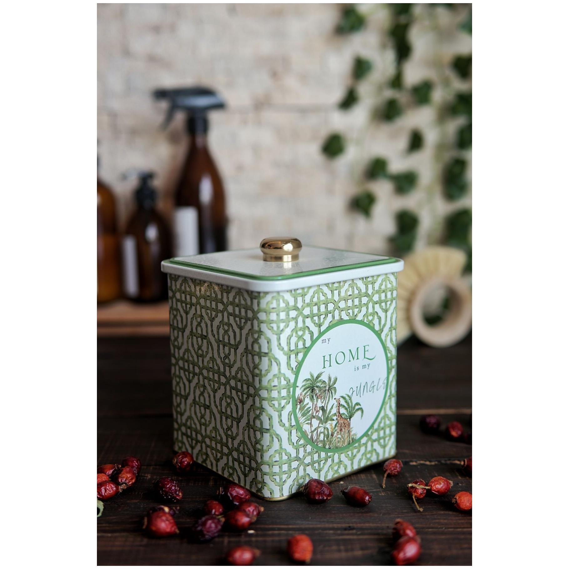 120x120x137 mm Metal Kare Kutu, Kulplu, 1.8L Tropikal Orman – Doğanın ve Yaban Hayatının Yemyeşil Bir Cenneti — Kare Kutul…