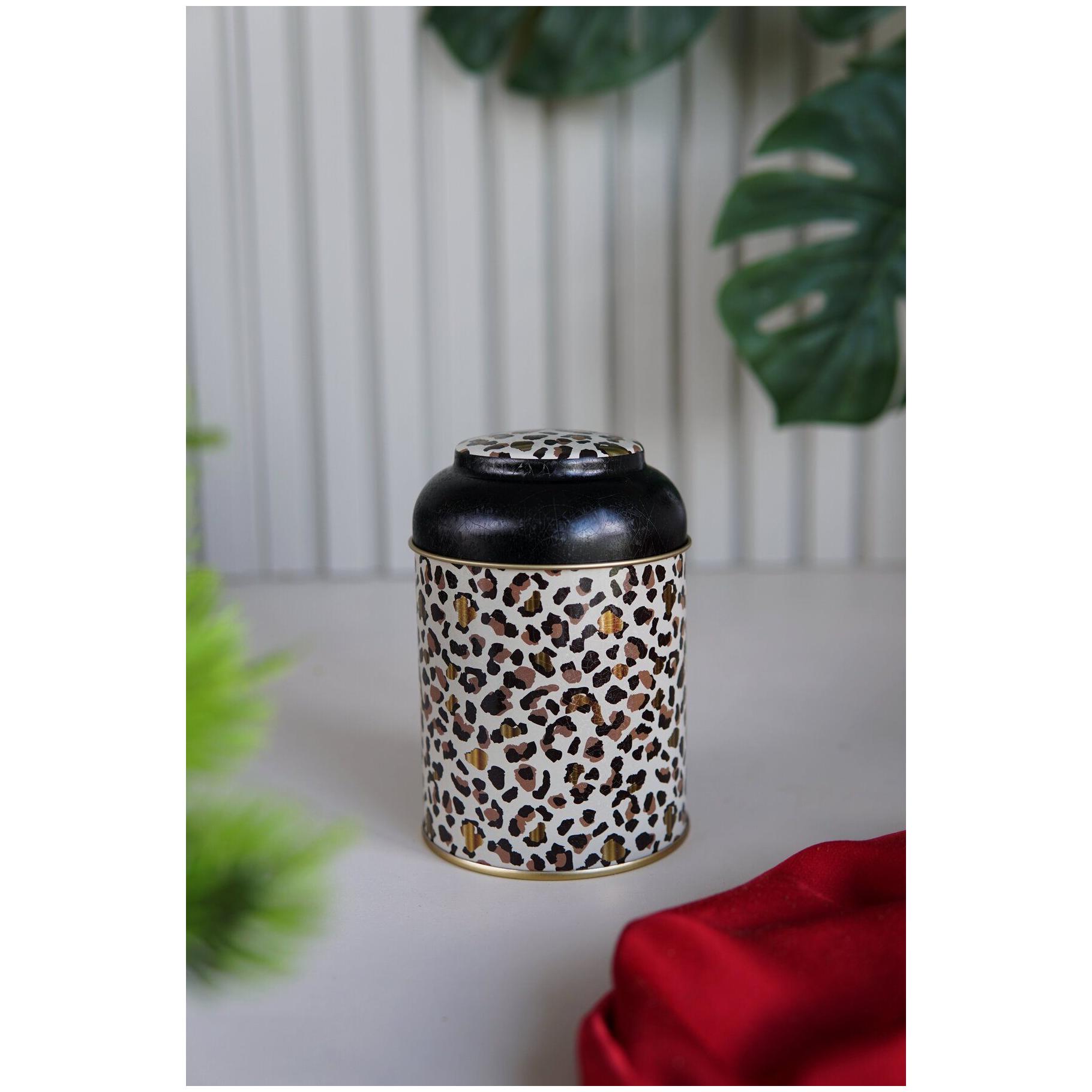 Ø90 x 110 mm Yuvarlak Metal Kutu – 0,6 L, Kubbeli Kapaklı, Altın Leopar Desenli — Yuvarlak Kutular — görsel 4 / 4 — Tinbox