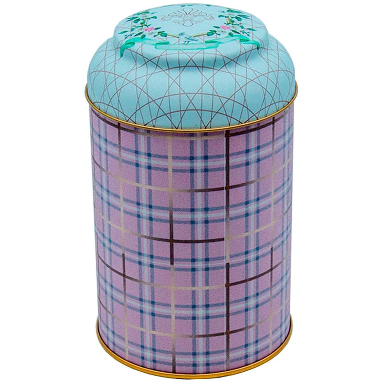 Ø105 x 150 mm Yuvarlak Metal Kutu – 1,2 L, Kubbeli Kapaklı, Pembe Ekose Desenli — Yuvarlak Kutular — Tinbox