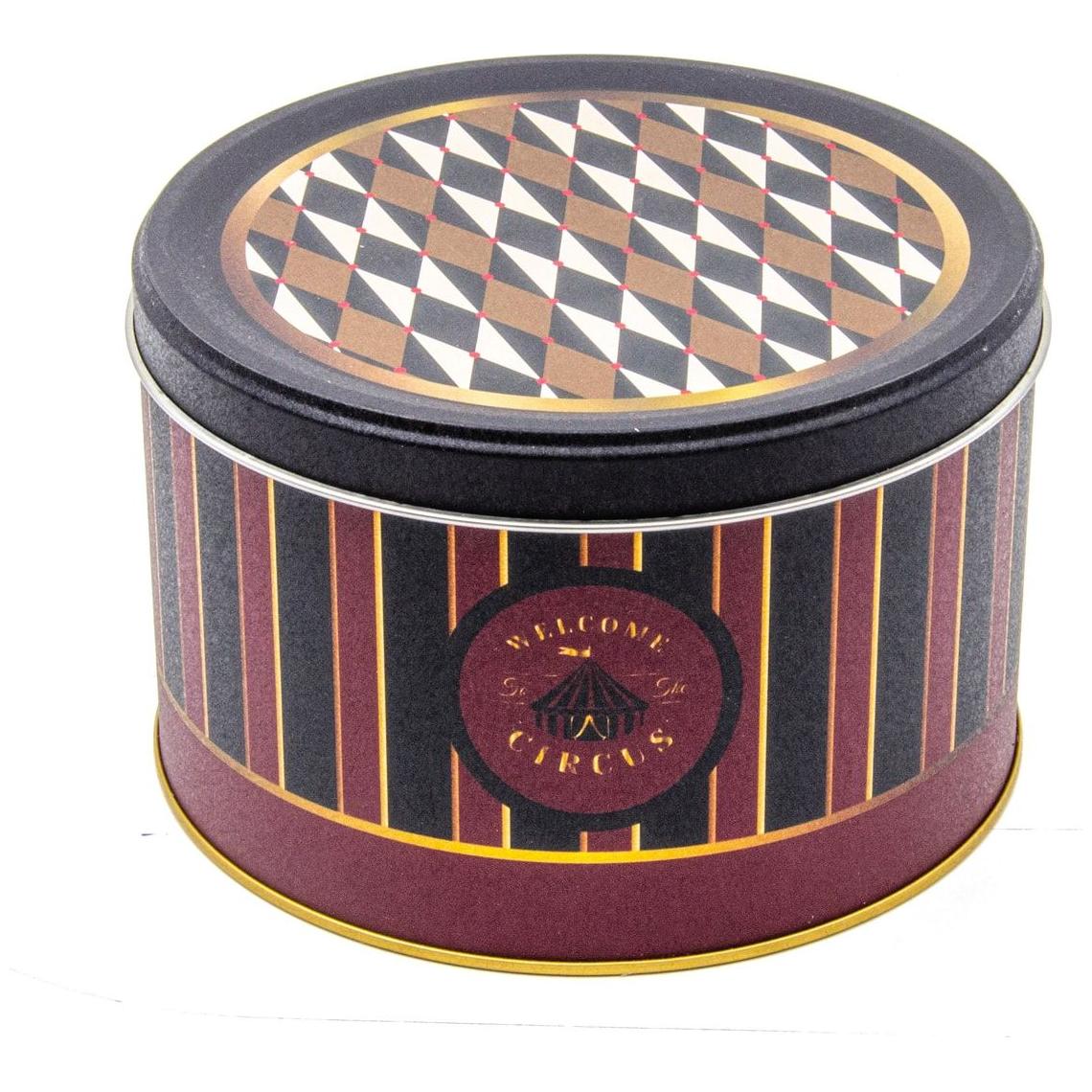 Ø175x110 mm Yuvarlak Metal Teneke Kutu, Sürgülü Kapaklı, 2,5 L, Vintage Sirk Zarafeti — Yuvarlak Kutular — Tinbox