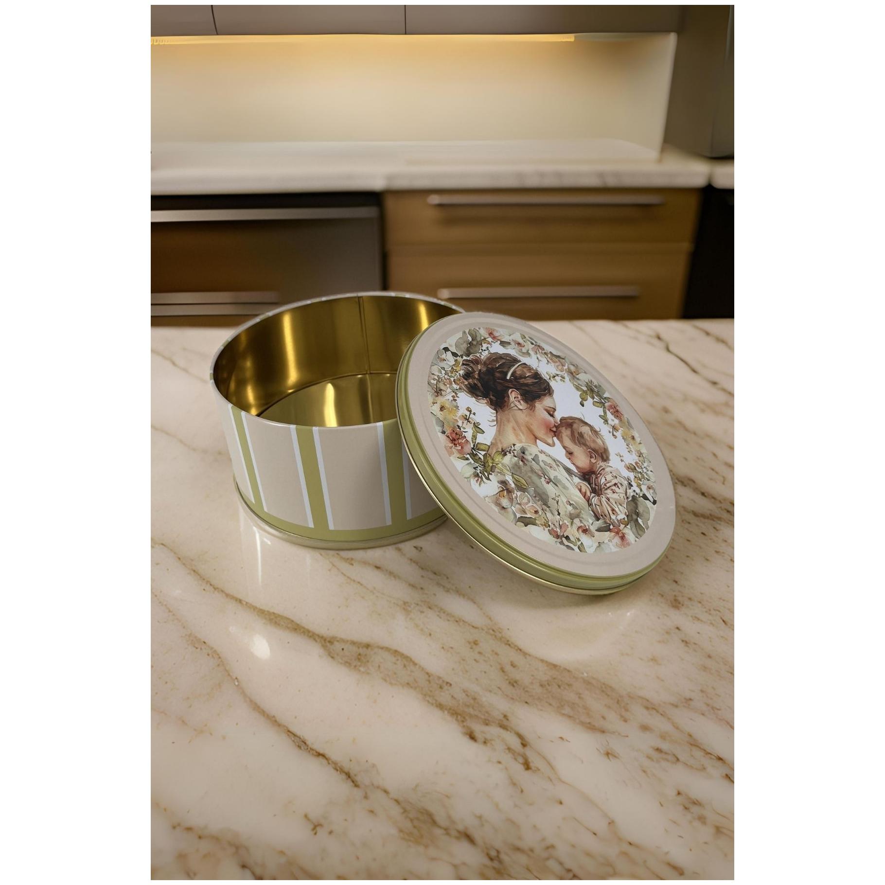 Ø240x80 mm Yuvarlak Metal Kutu 3.6L Kayar Kapaklı Sonsuz Anne Sevgisi — Yuvarlak Kutular — görsel 2 / 2 — Tinbox